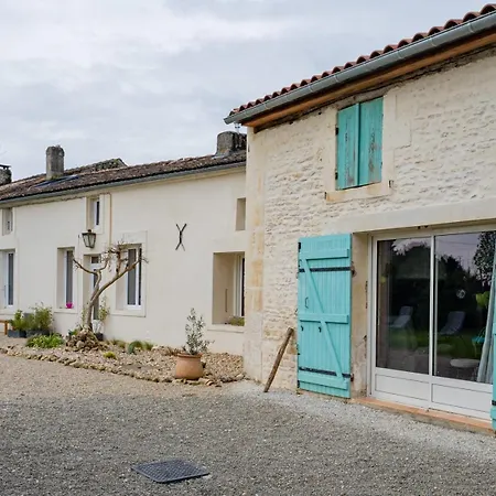 Havre De Paix En Charente Maritime Avec 3 Formules D Sur Mesure De 1 A 14 Voyageurs